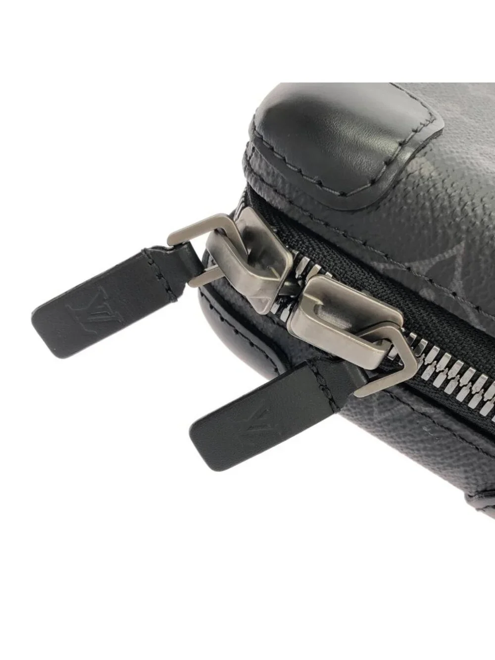 Louis Vuitton Monogram Eclipse Horizon Clutch